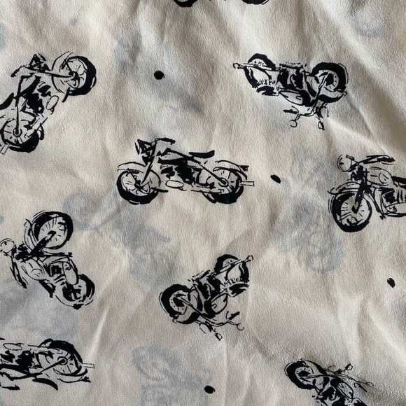 Tank Top - Picture 3 of 4